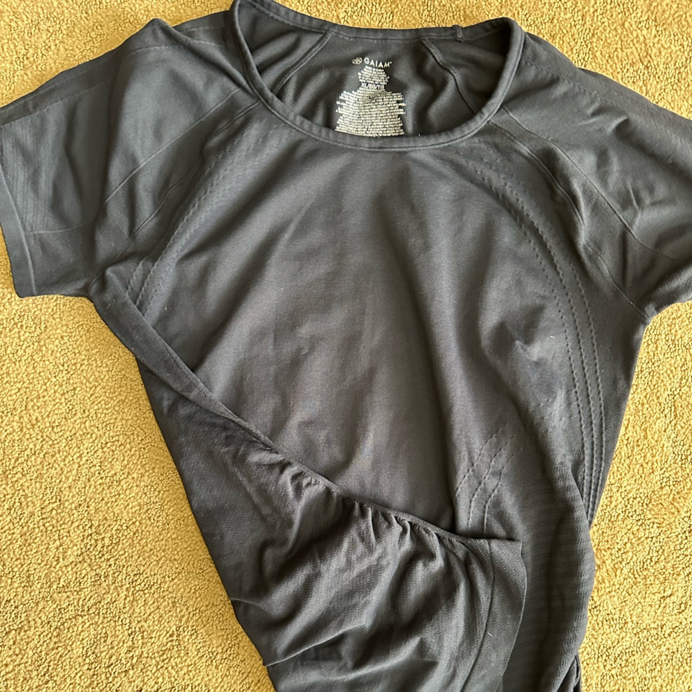 Women’s Gaiam Dry-fit Top XL